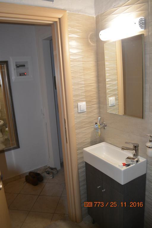 Easy City Room Thessaloníki Exteriör bild